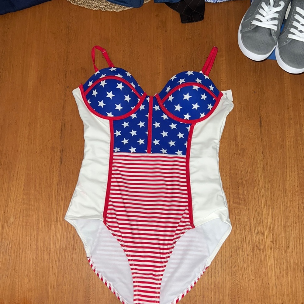 ***SOLD***NWT Push up one piece Americana